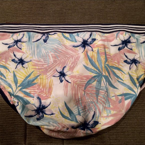 Cacique Intimates & Sleepwear Cacique 2628 4x Cotton Hipster Panty